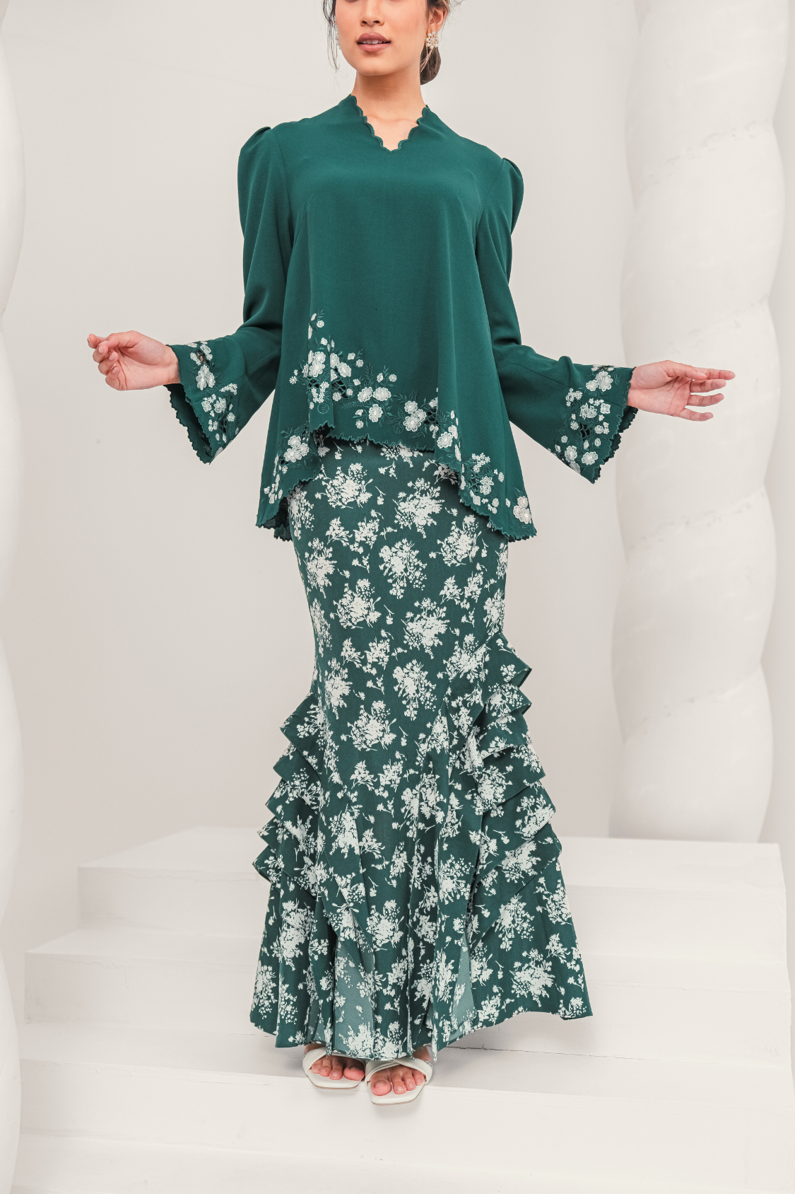 Permai Modern Kurung Summeraya in Forest Green