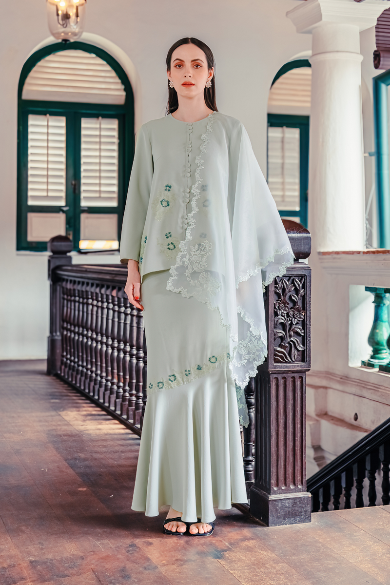 Santun Modern Kurung Summeraya in Mint Green – Rico Rinaldi