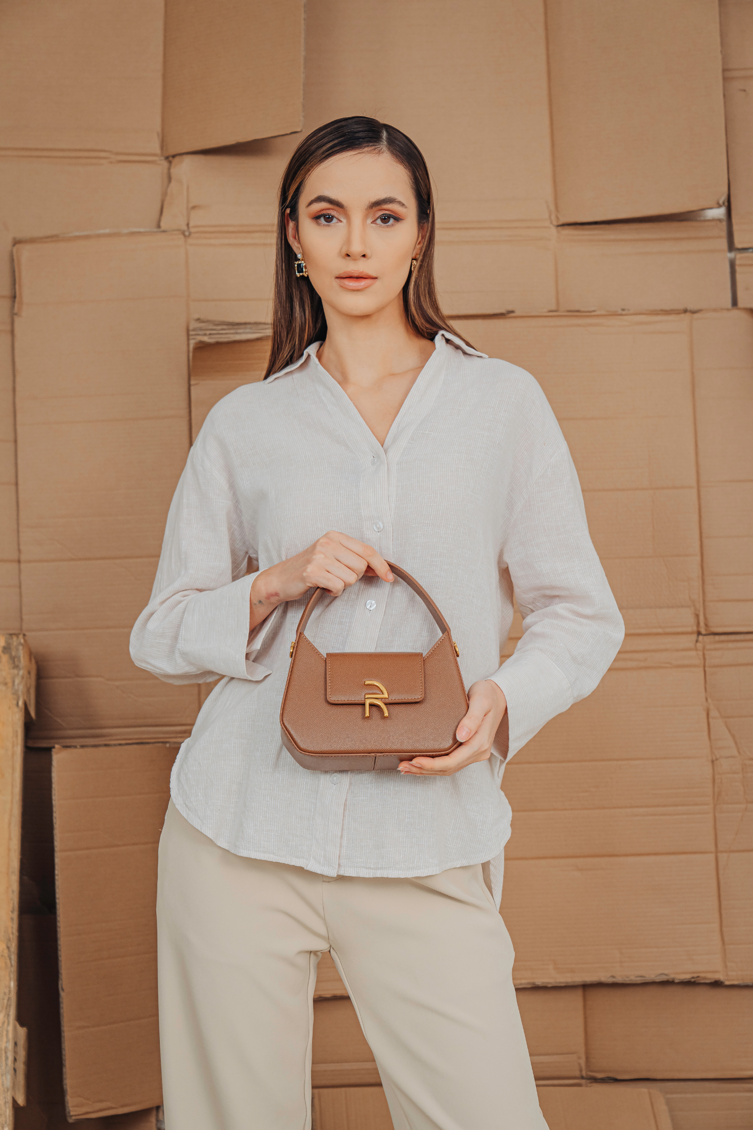 Elea Bag in Almond Brown