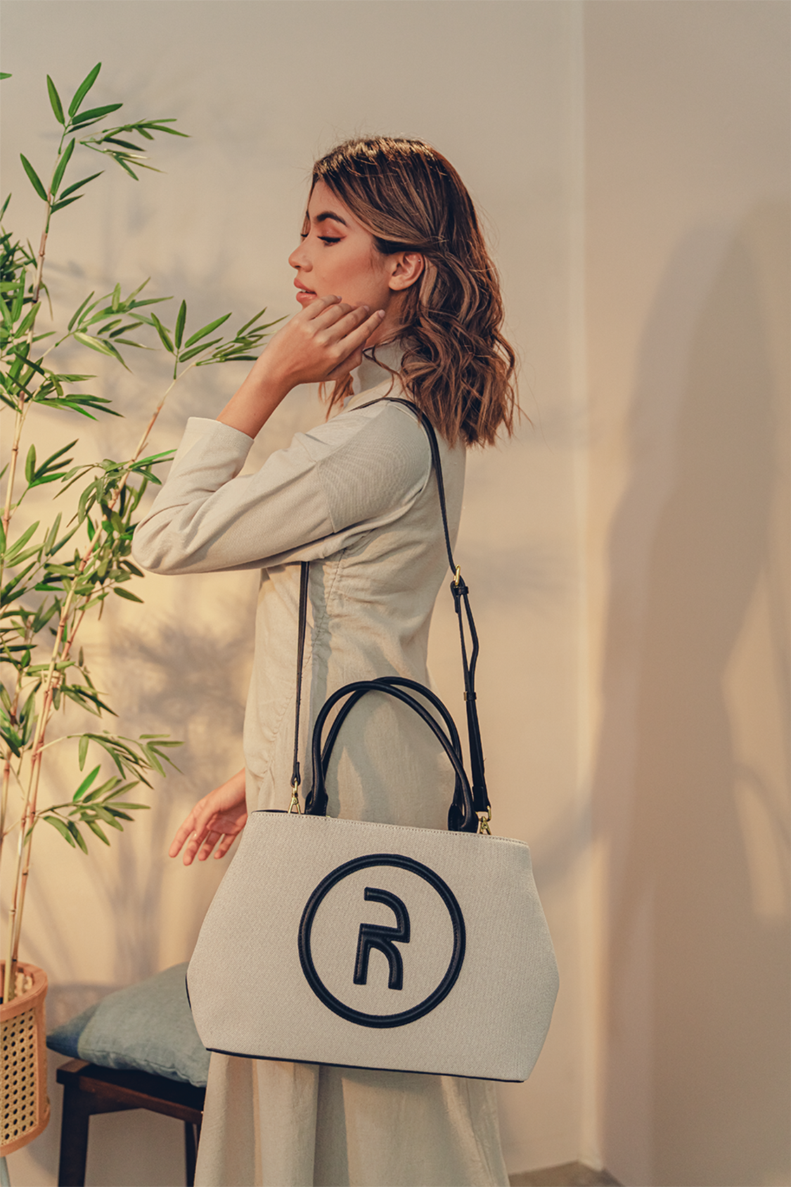 Ember Tote Bag In Black