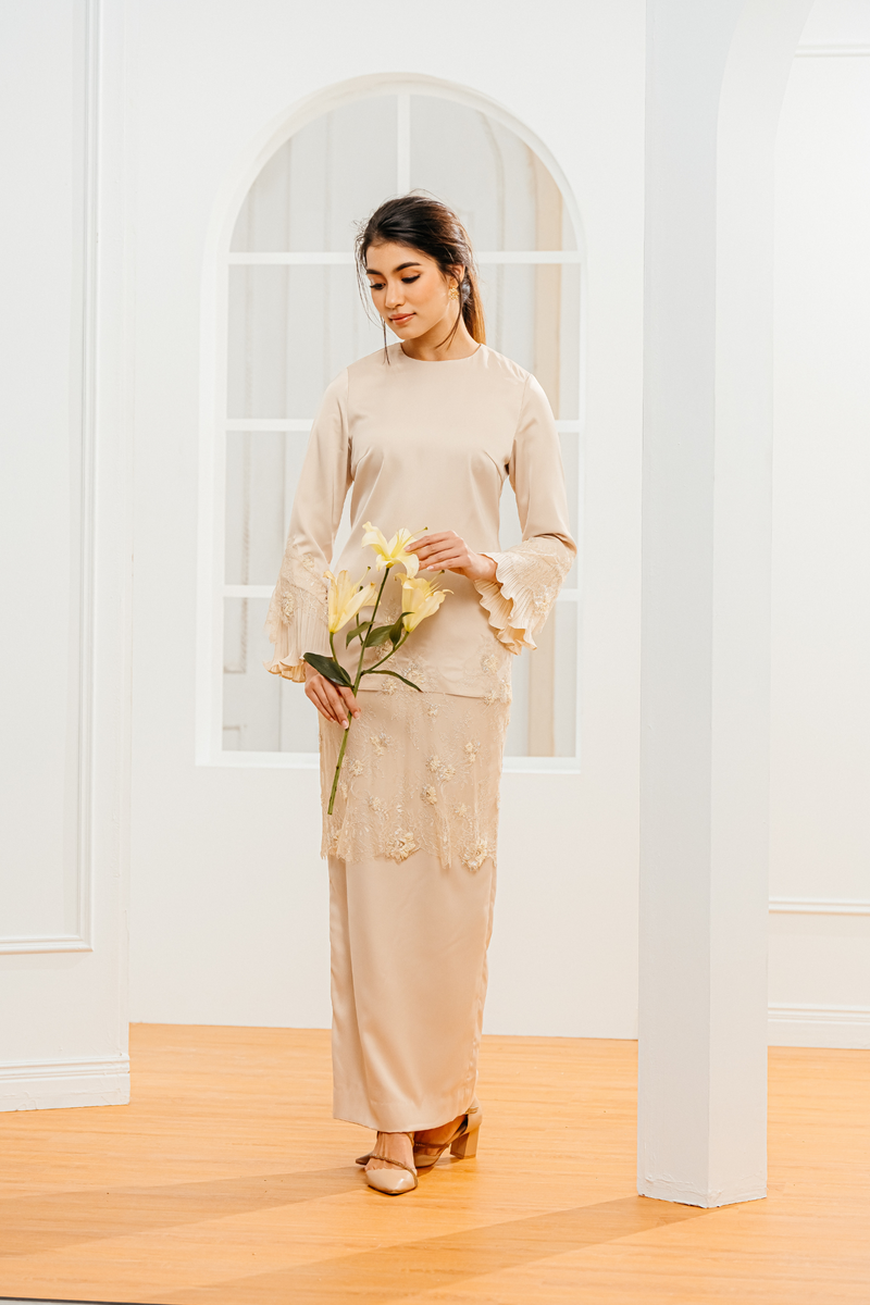 Rossa Ready to Wear Wedding Dress in Champagne – Rico Rinaldi