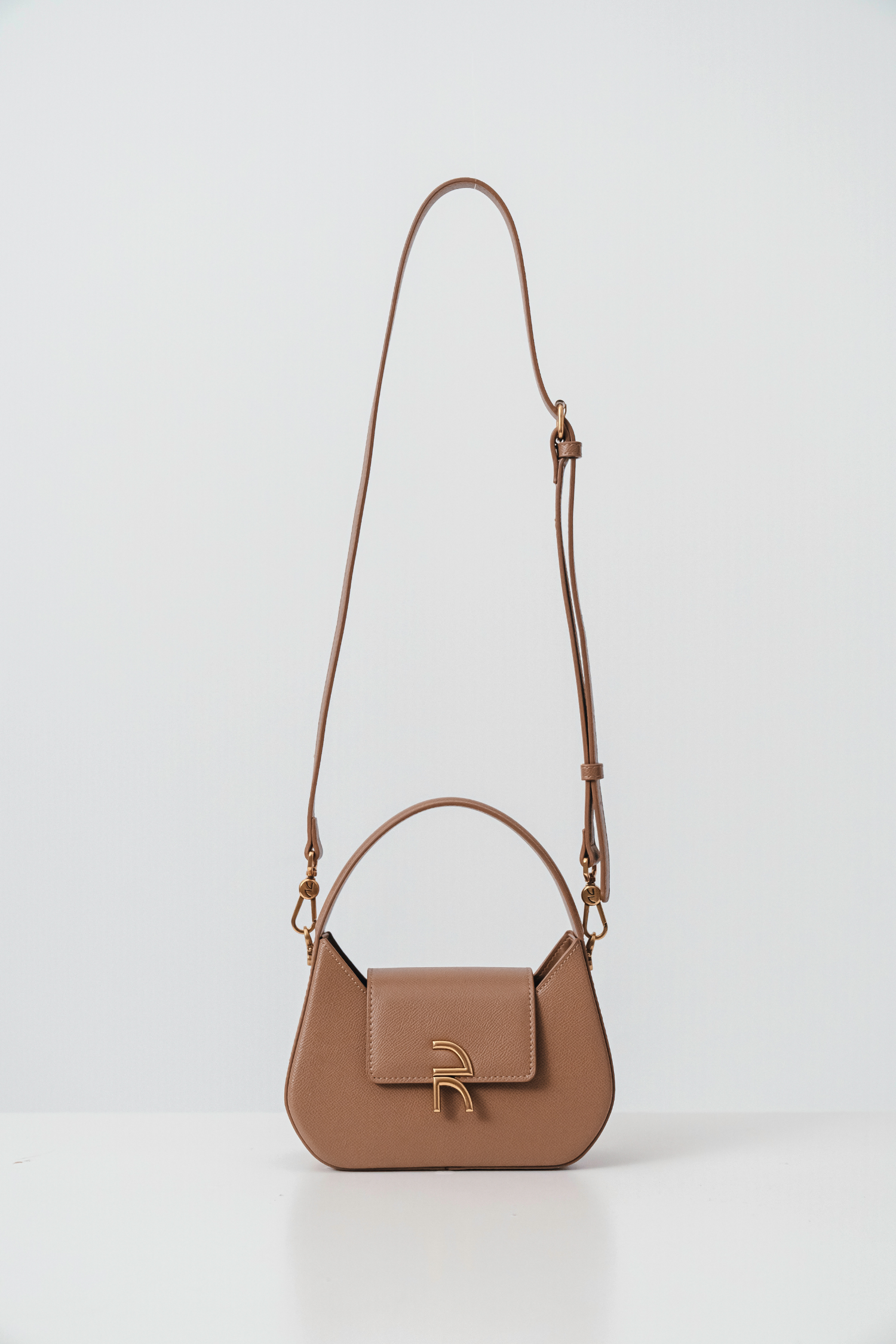 Elea Bag in Almond Brown