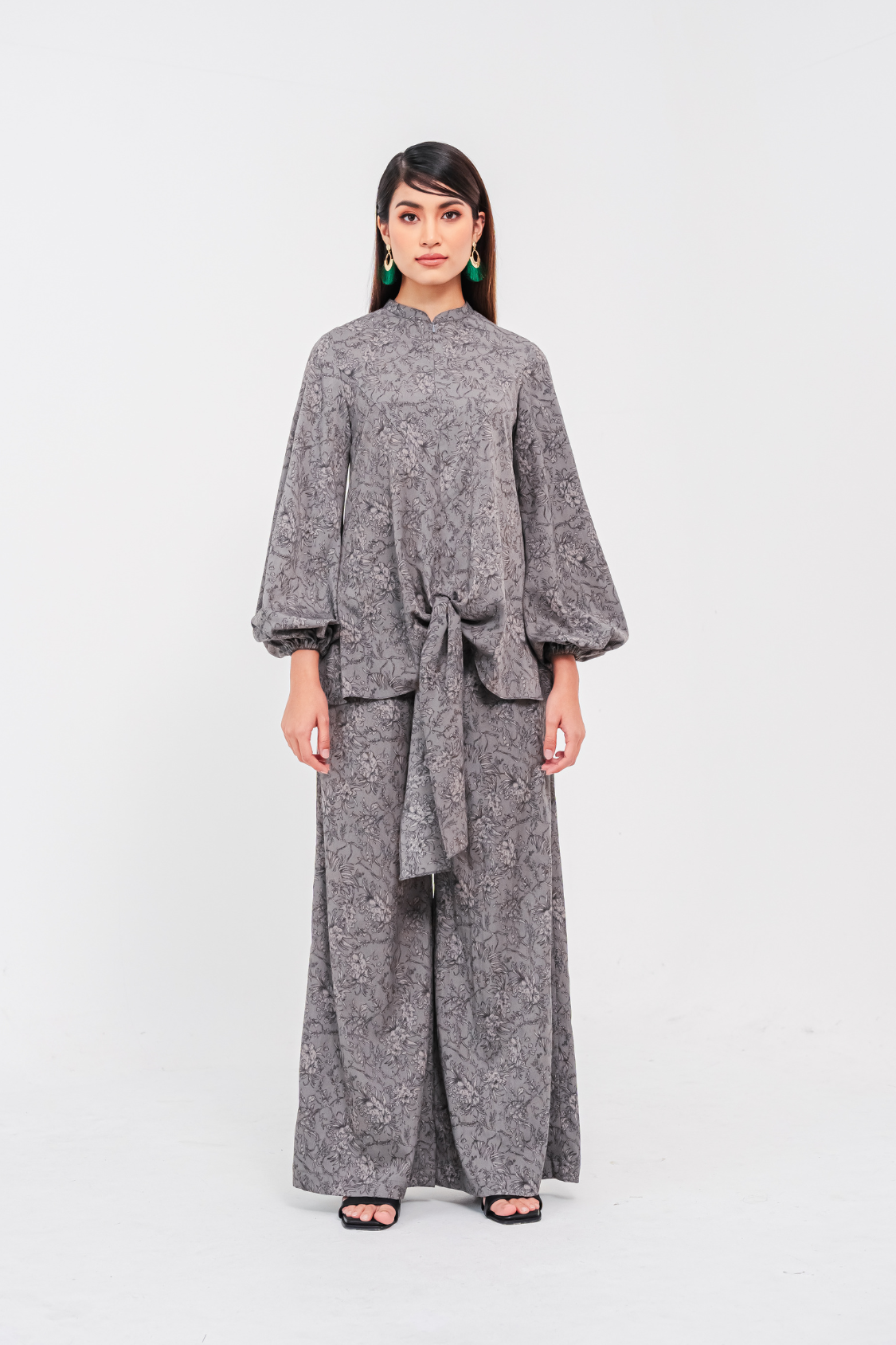 Aster Printed Set in Grey