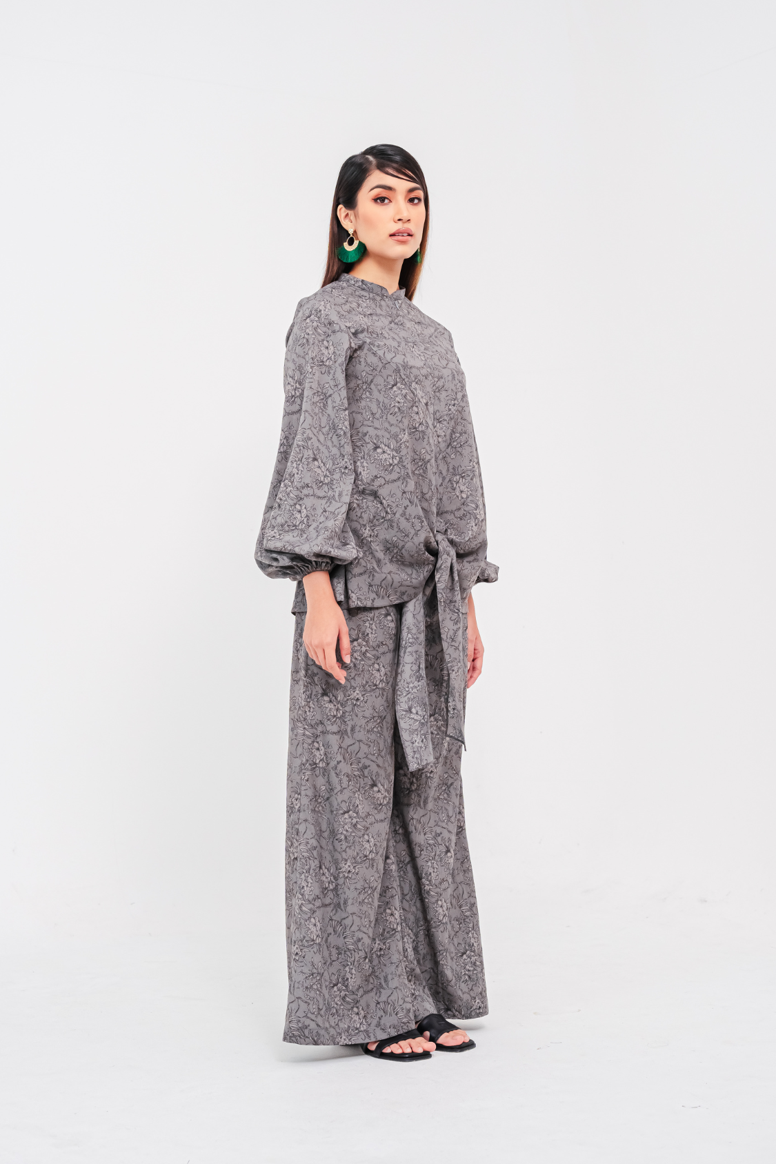 Aster Printed Set in Grey