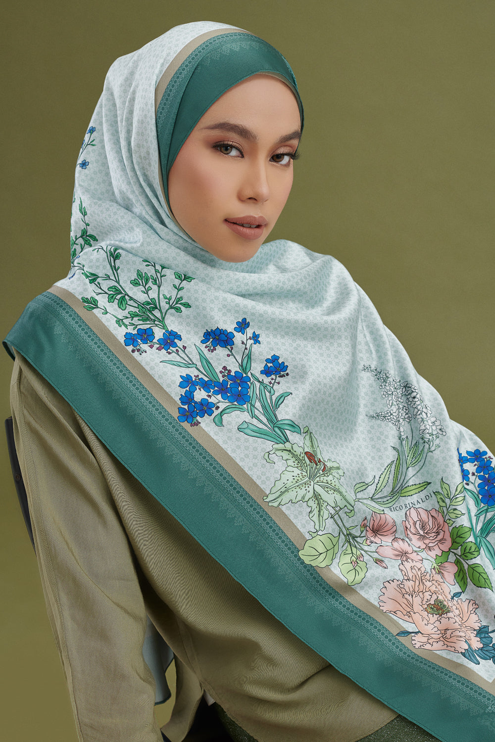 Suraya Printed Shawl in Forest