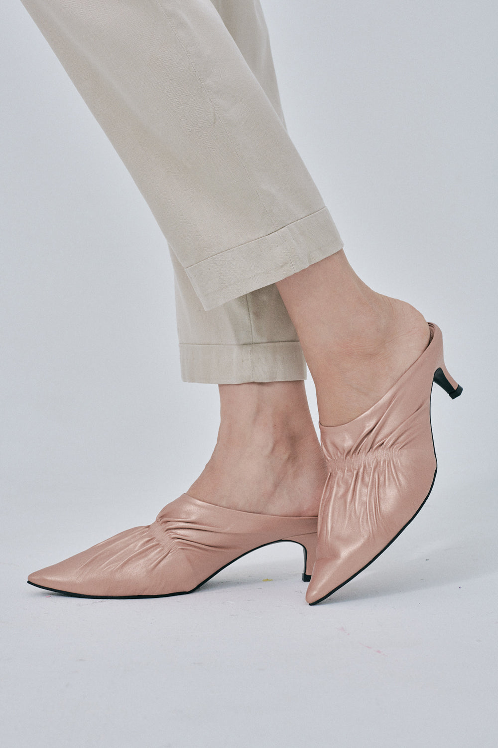 Moona Shoes in Rose Gold