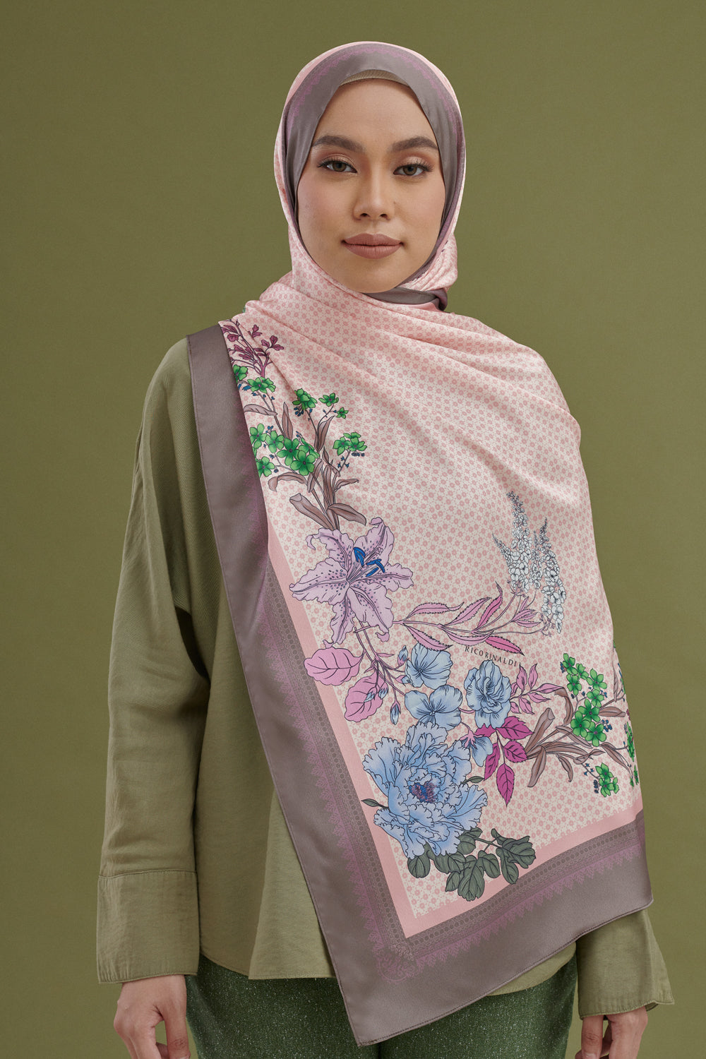 Suraya Printed Shawl in Peach